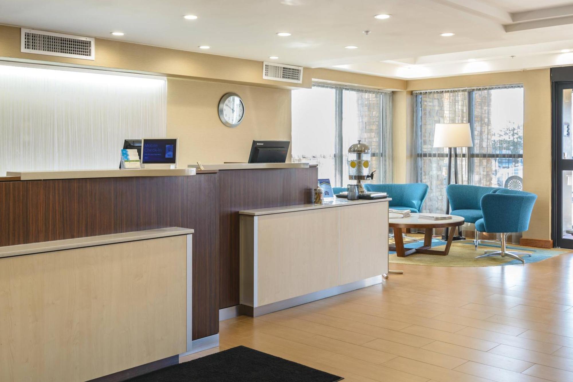 Fairfield Inn Manchester - Boston Regional Airport Luaran gambar